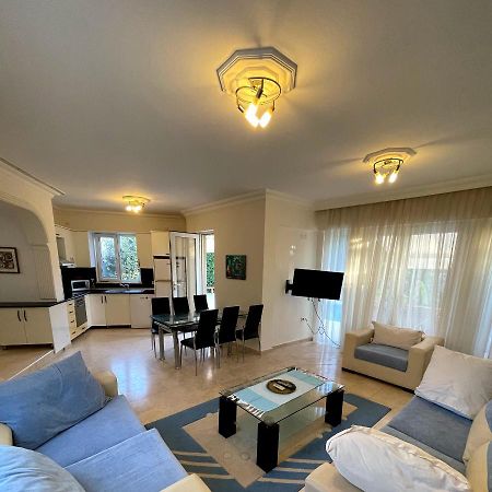 Excellent 3 Storey Villa With A Swimming Pool Белек Екстериор снимка