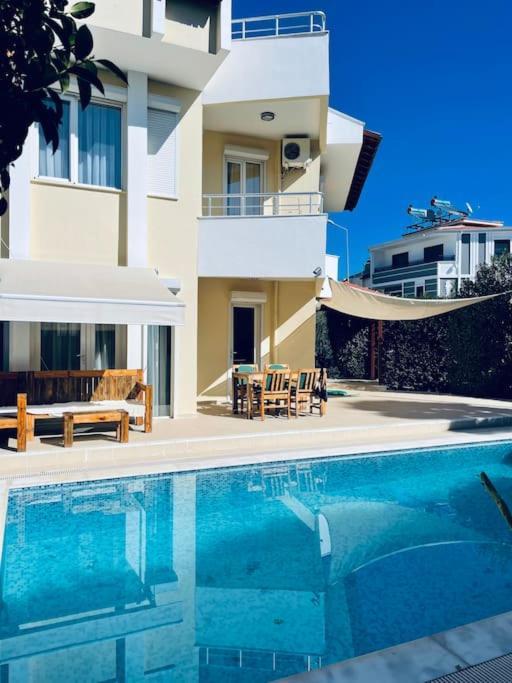 Excellent 3 Storey Villa With A Swimming Pool Белек Екстериор снимка